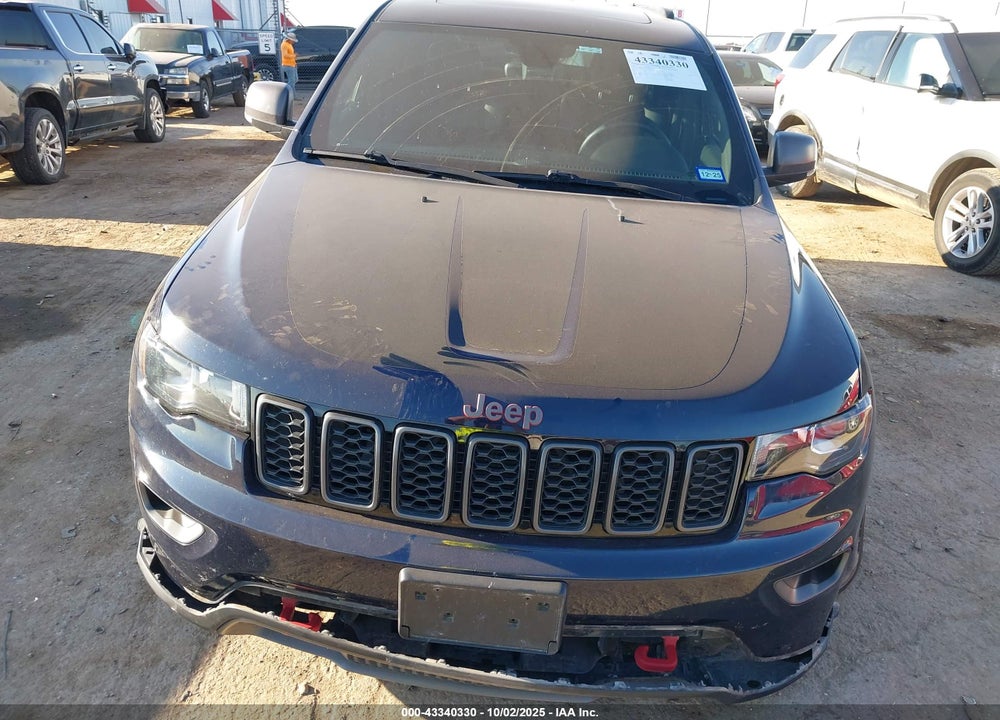 2018 JEEP GRAND CHEROKEE VIN: 1C4RJFLG3JC218627