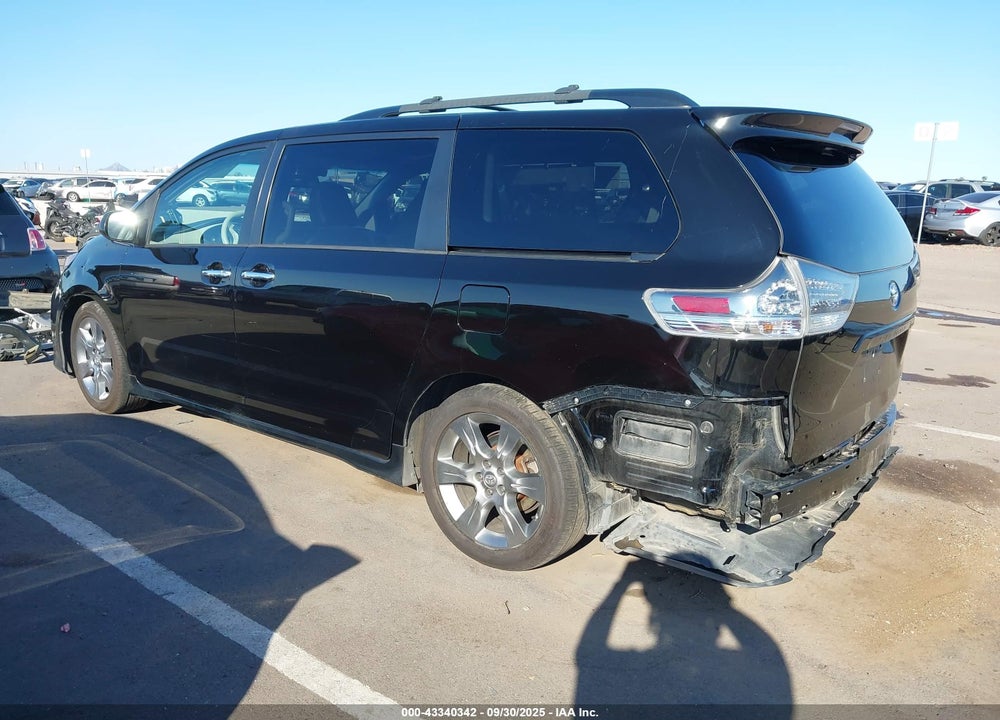 2014 TOYOTA SIENNA SE 8 PASSENGER VIN: 5TDXK3DC4ES508085