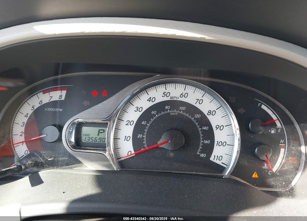 2014 TOYOTA SIENNA SE 8 PASSENGER VIN: 5TDXK3DC4ES508085