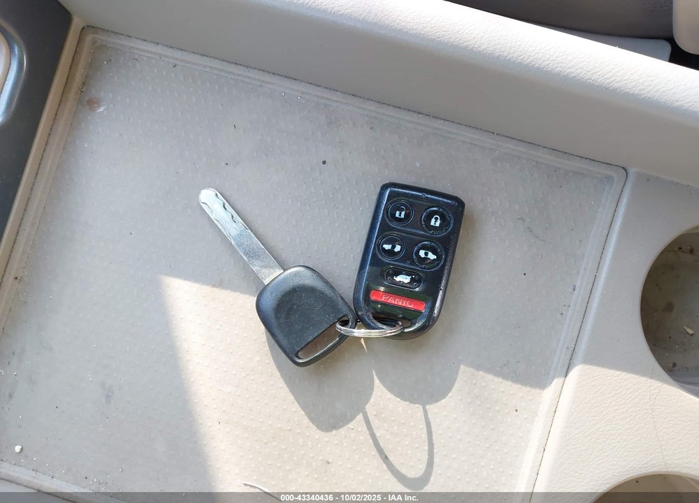 2006 HONDA ODYSSEY TOURING VIN: 5FNRL38886B006584