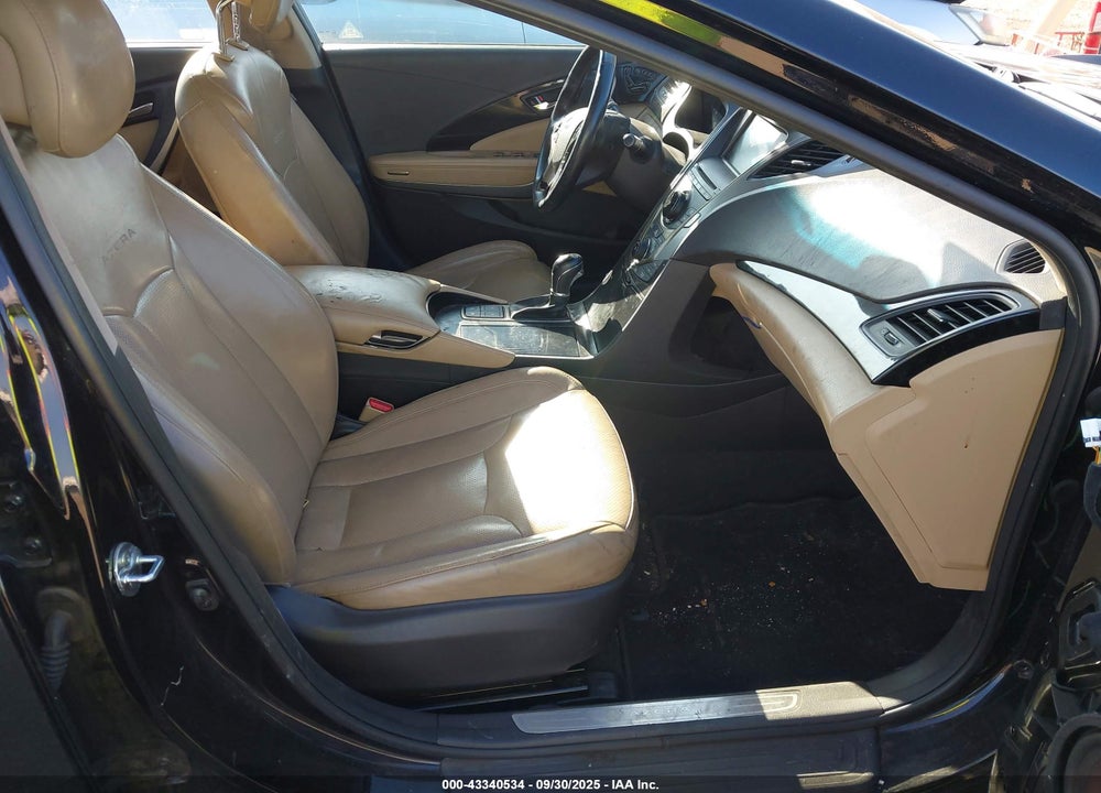 2013 HYUNDAI AZERA VIN: KMHFH4JG8DA255125