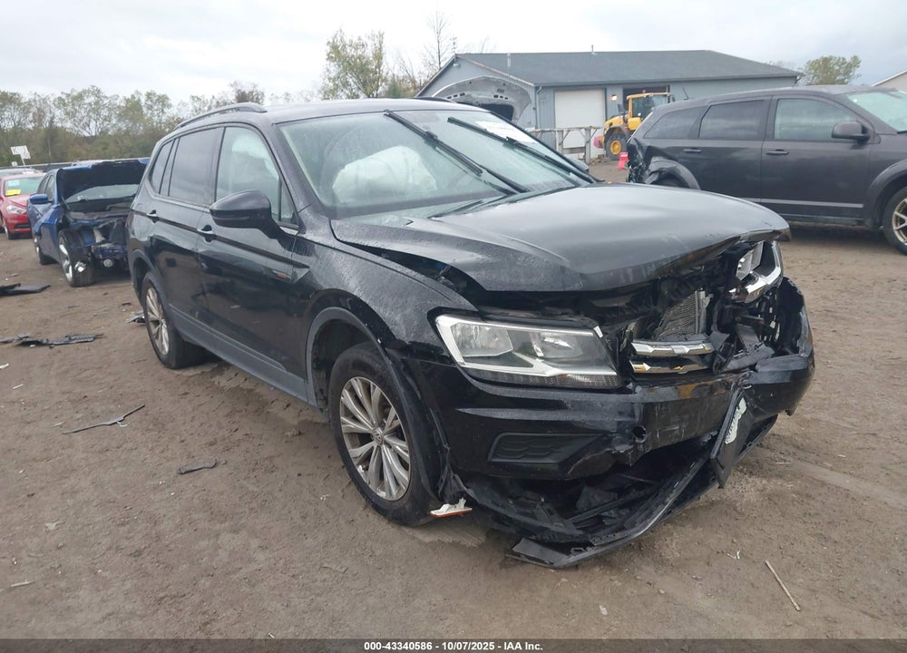 2018 VOLKSWAGEN TIGUAN 2.0T S VIN: 3VV0B7AXXJM130141