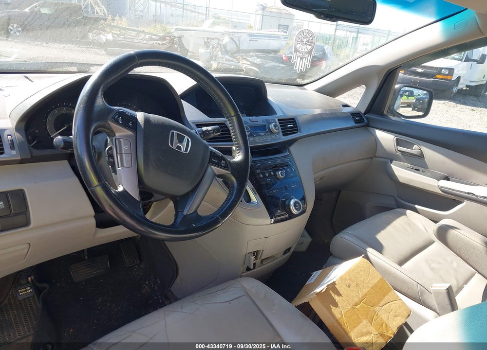2011 HONDA ODYSSEY EX-L VIN: 5FNRL5H68BB037435