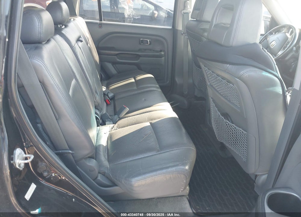 2003 HONDA PILOT EX-L VIN: 2HKYF18663H591412