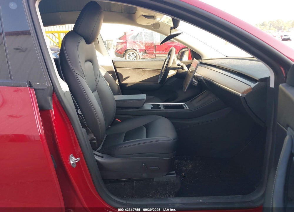 2021 TESLA MODEL Y VIN: 5YJYGDEE2MF251572