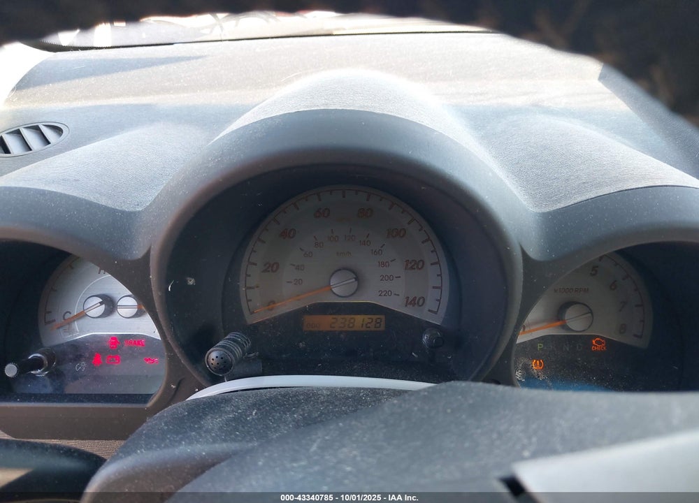 2006 SCION TC VIN: JTKDE177260136188