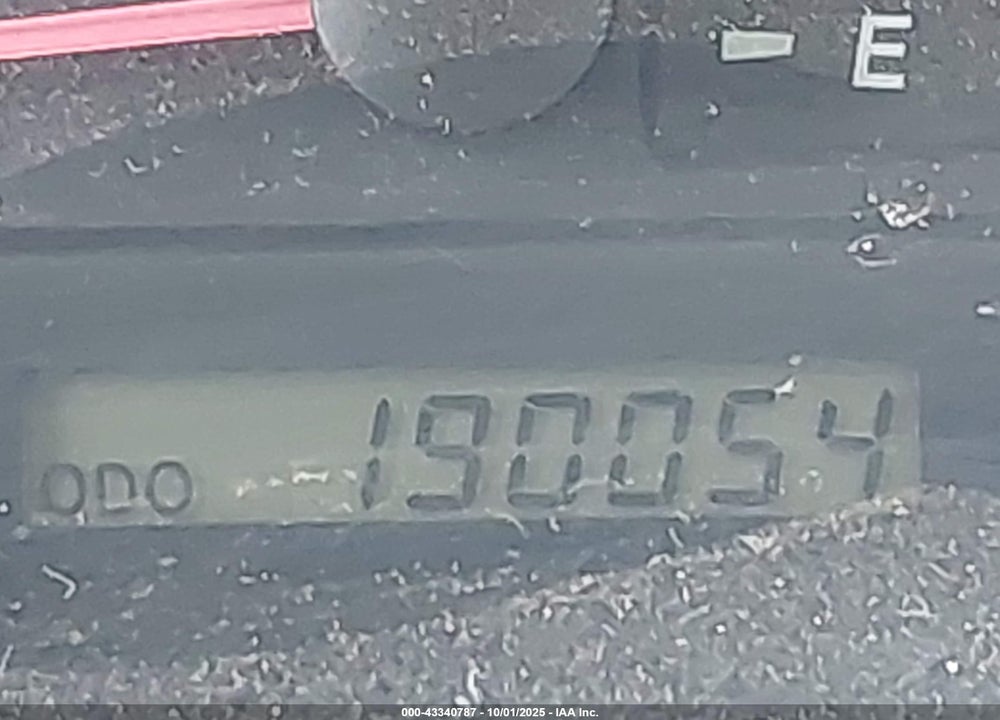 2002 TOYOTA CAMRY XLE VIN: 4T1BE30K72U611762