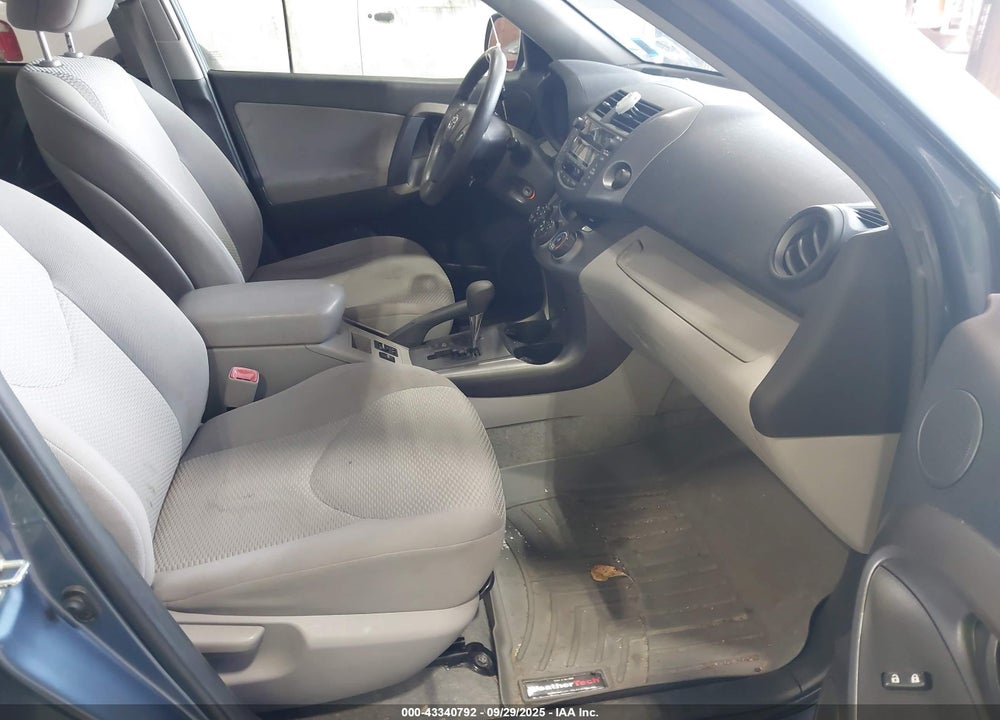 2011 TOYOTA RAV4 VIN: 2T3BF4DV6BW091861