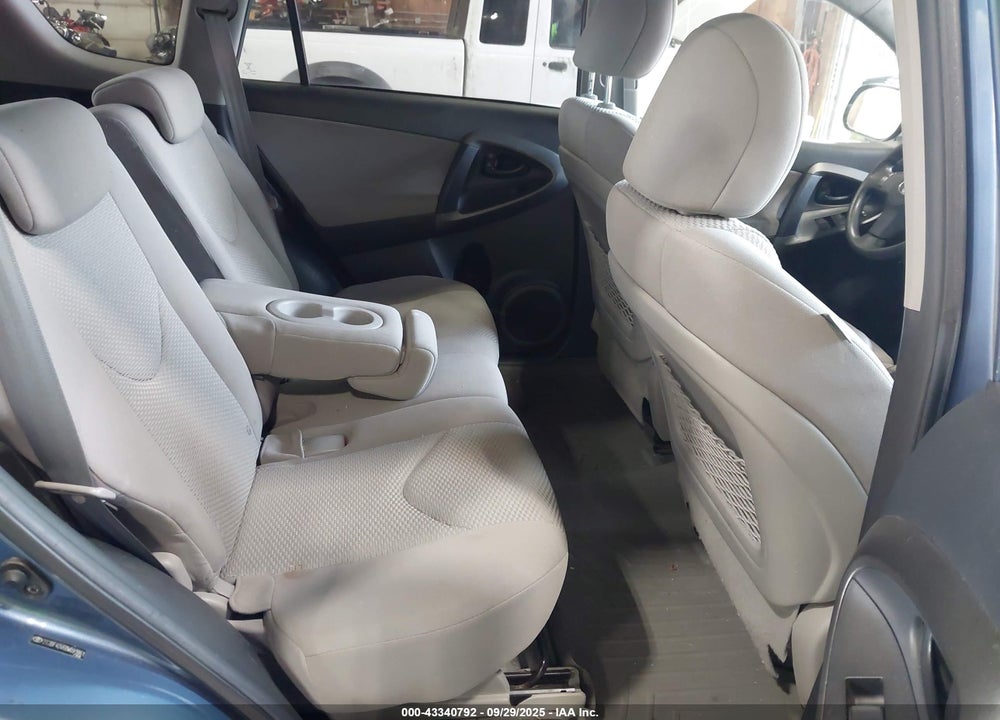 2011 TOYOTA RAV4 VIN: 2T3BF4DV6BW091861