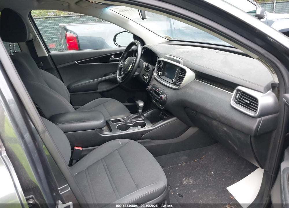 2020 KIA SORENTO 2.4L LX VIN: 5XYPGDA35LG655280