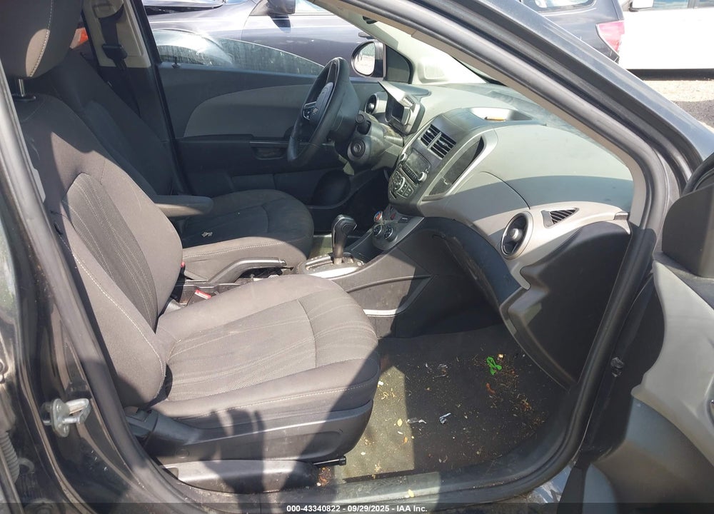 2014 CHEVROLET SONIC LT AUTO VIN: 1G1JC5SH7E4233765