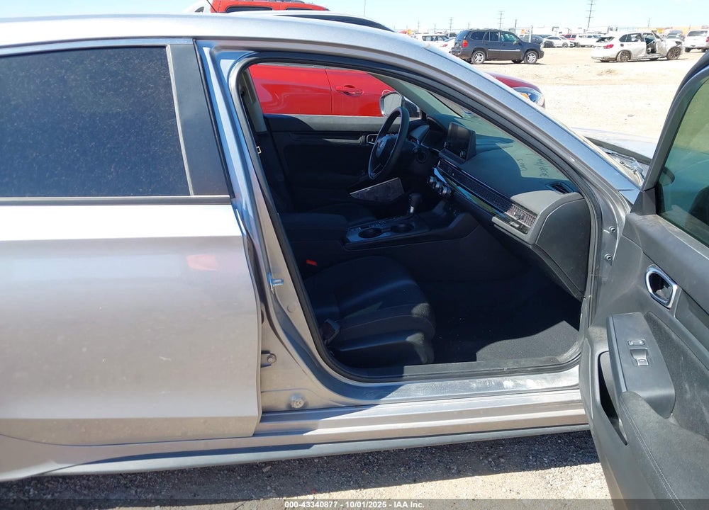 2024 HONDA CIVIC LX VIN: 19XFL2H5XRE016837