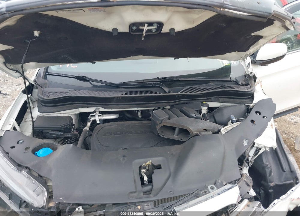 2017 HONDA PILOT VIN: 5FNYF6H91HB023453