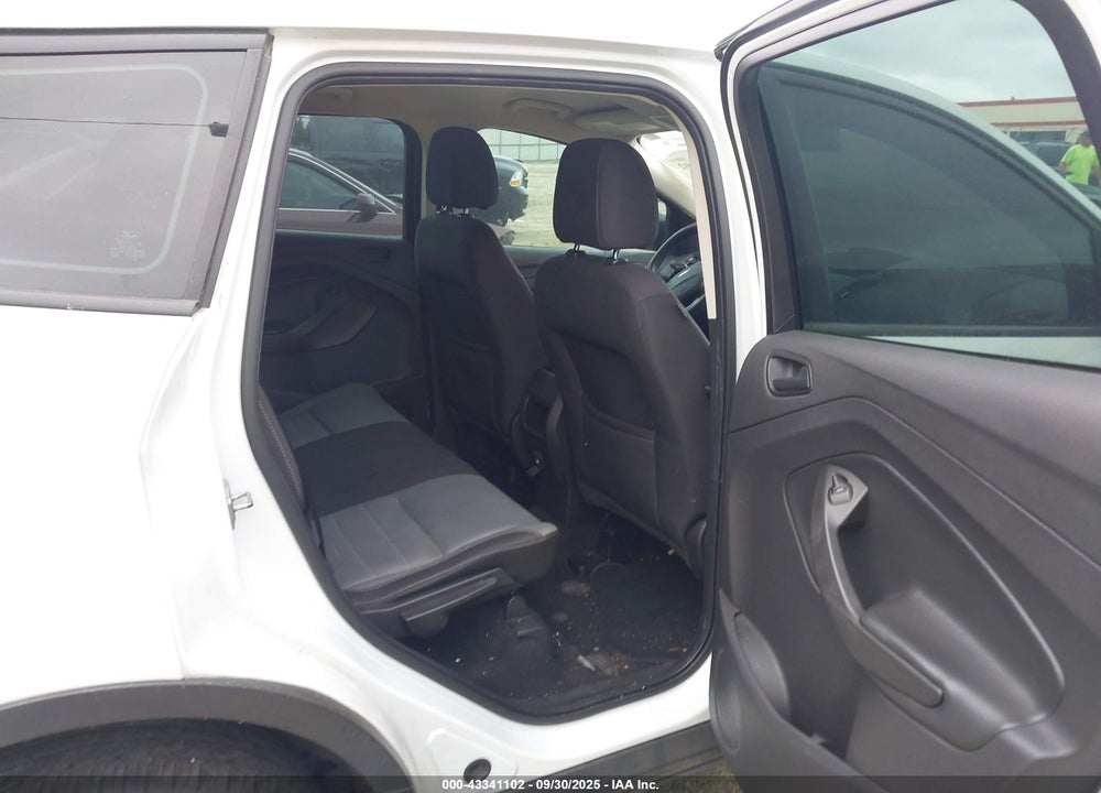 2017 FORD ESCAPE S VIN: 1FMCU0F75HUE07639