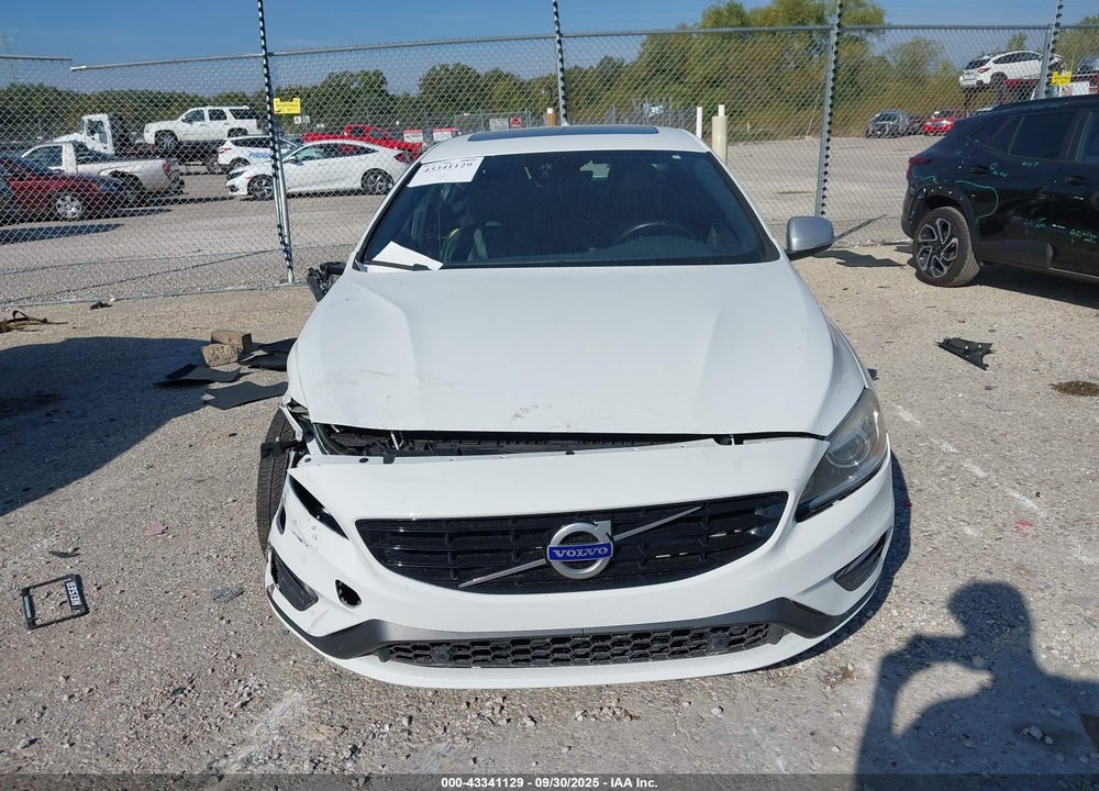 2016 VOLVO S60 T5 R-DESIGN SPECIAL EDITION VIN: YV126MFP6G2394583