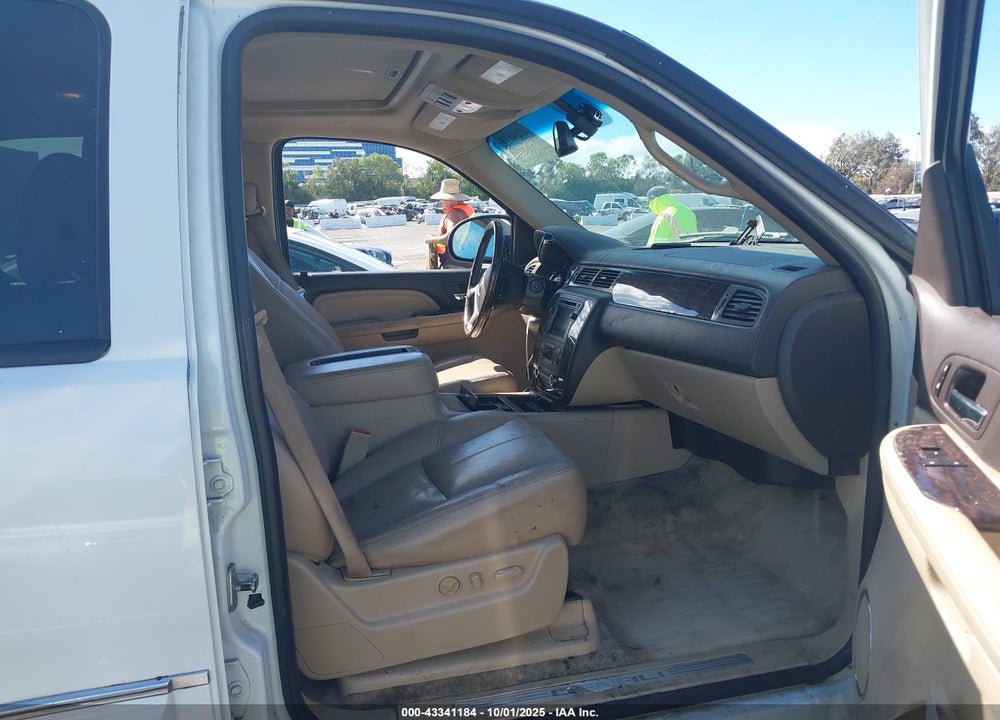 2008 GMC YUKON XL 1500 VIN: 1GKFK66878J210108