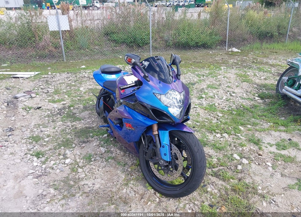 2006 SUZUKI GSX-R1000 VIN: JS1GT76A062113338