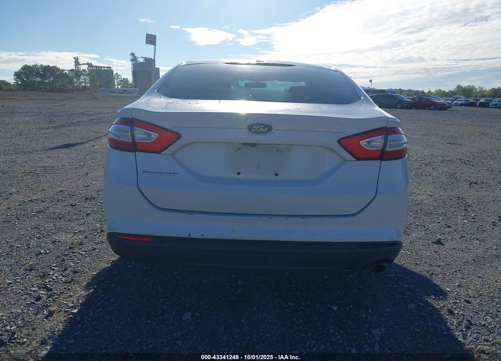 2016 FORD FUSION S VIN: 3FA6P0G77GR280315