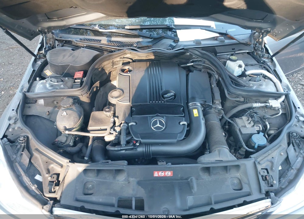 2013 MERCEDES-BENZ C CLASS VIN: WDDGF4HB0DG094314
