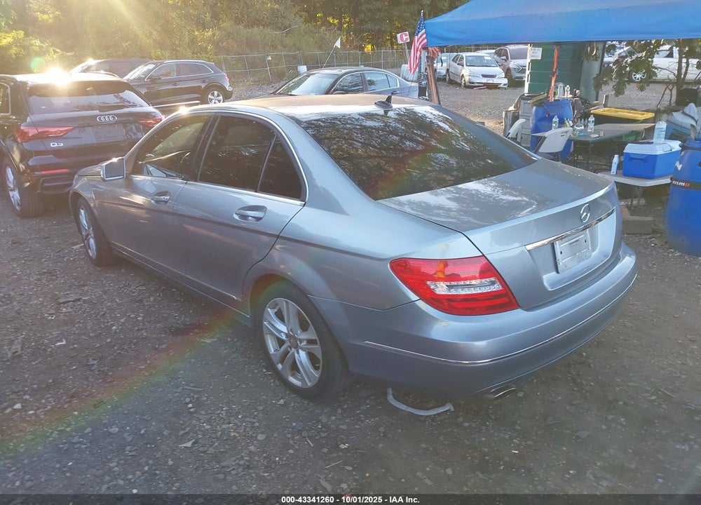 2013 MERCEDES-BENZ C CLASS VIN: WDDGF4HB0DG094314