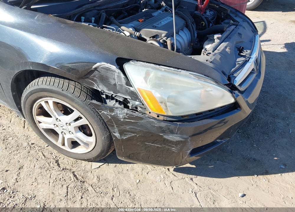 2007 HONDA ACCORD 2.4 EX VIN: 1HGCM56757A174350