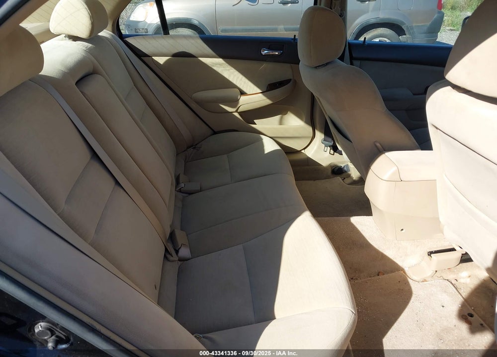 2007 HONDA ACCORD 2.4 EX VIN: 1HGCM56757A174350