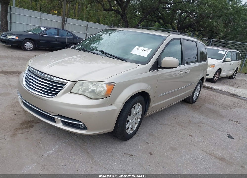 2014 CHRYSLER TOWN & COUNTRY TOURING VIN: 2C4RC1BG3ER438555