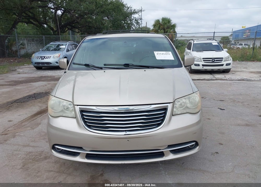 2014 CHRYSLER TOWN & COUNTRY TOURING VIN: 2C4RC1BG3ER438555