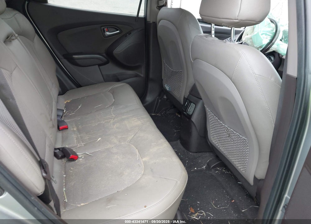 2014 HYUNDAI TUCSON VIN: KM8JU3AG8EU918483