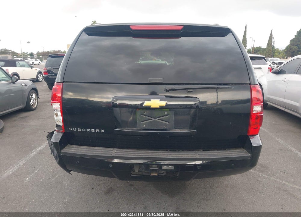 2013 CHEVROLET SUBURBAN 1500 LT VIN: 1GNSCJE07DR101964