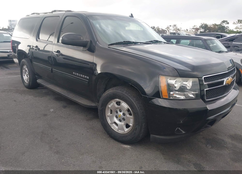 2013 CHEVROLET SUBURBAN 1500 LT VIN: 1GNSCJE07DR101964