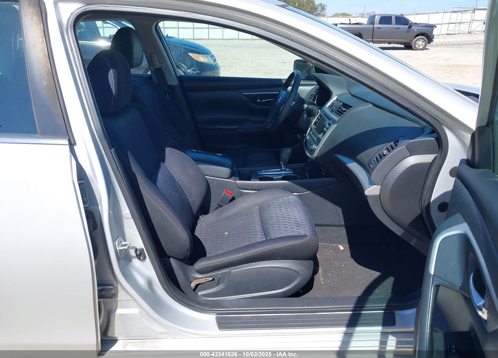2017 NISSAN ALTIMA VIN: 1N4AL3AP0HN346434