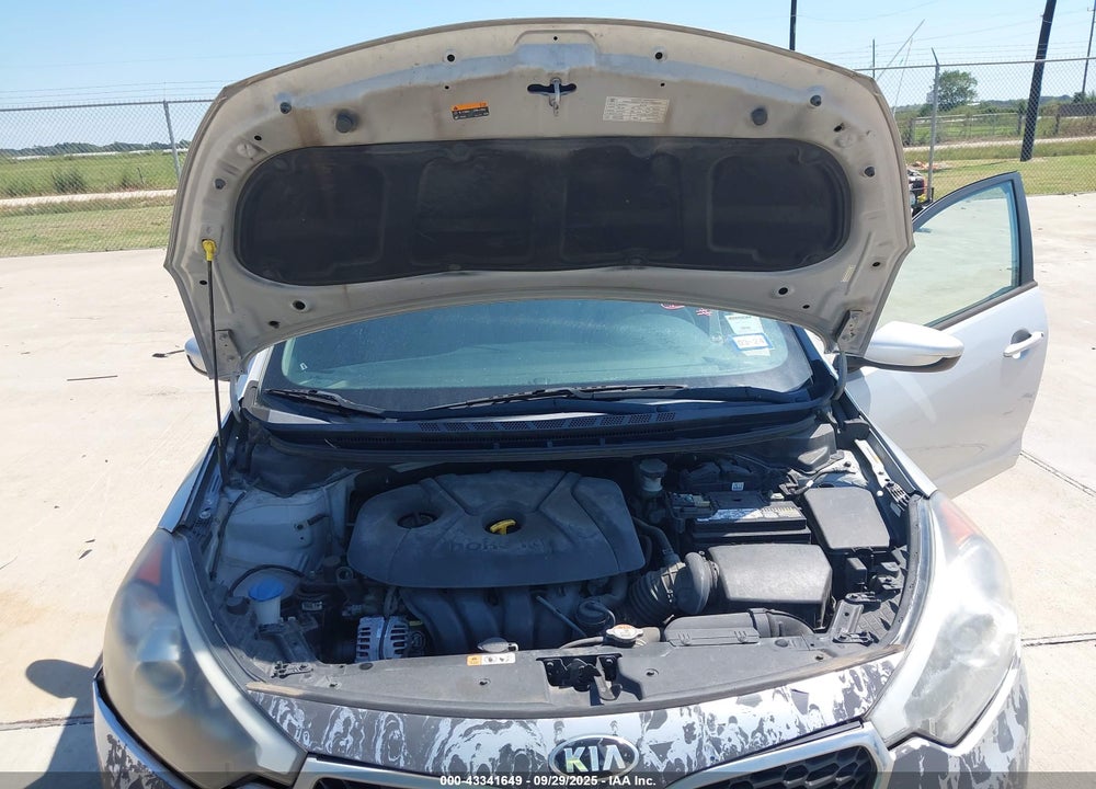2015 KIA FORTE LX VIN: KNAFK4A63F5418768