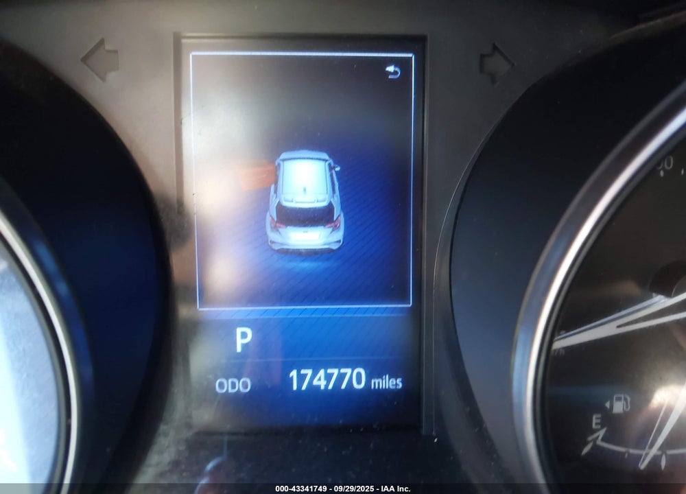 2018 TOYOTA C-HR XLE PREMIUM VIN: NMTKHMBX2JR032481