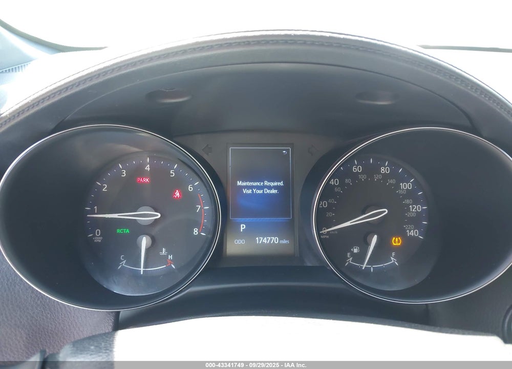 2018 TOYOTA C-HR XLE PREMIUM VIN: NMTKHMBX2JR032481