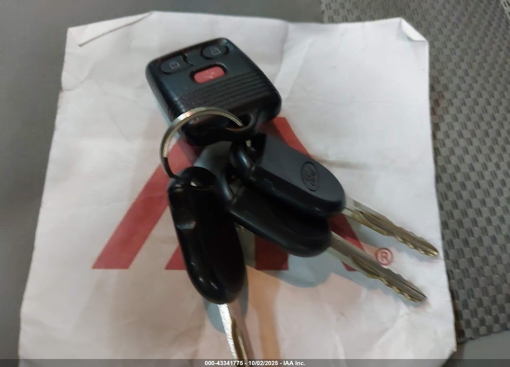 2007 FORD ESCAPE XLT VIN: 1FMYU93147KA29253