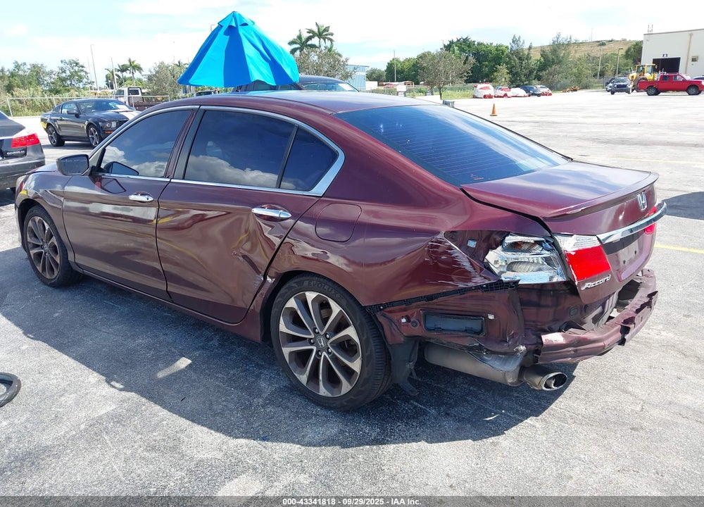 2015 HONDA ACCORD VIN: 1HGCR2F55FA190061