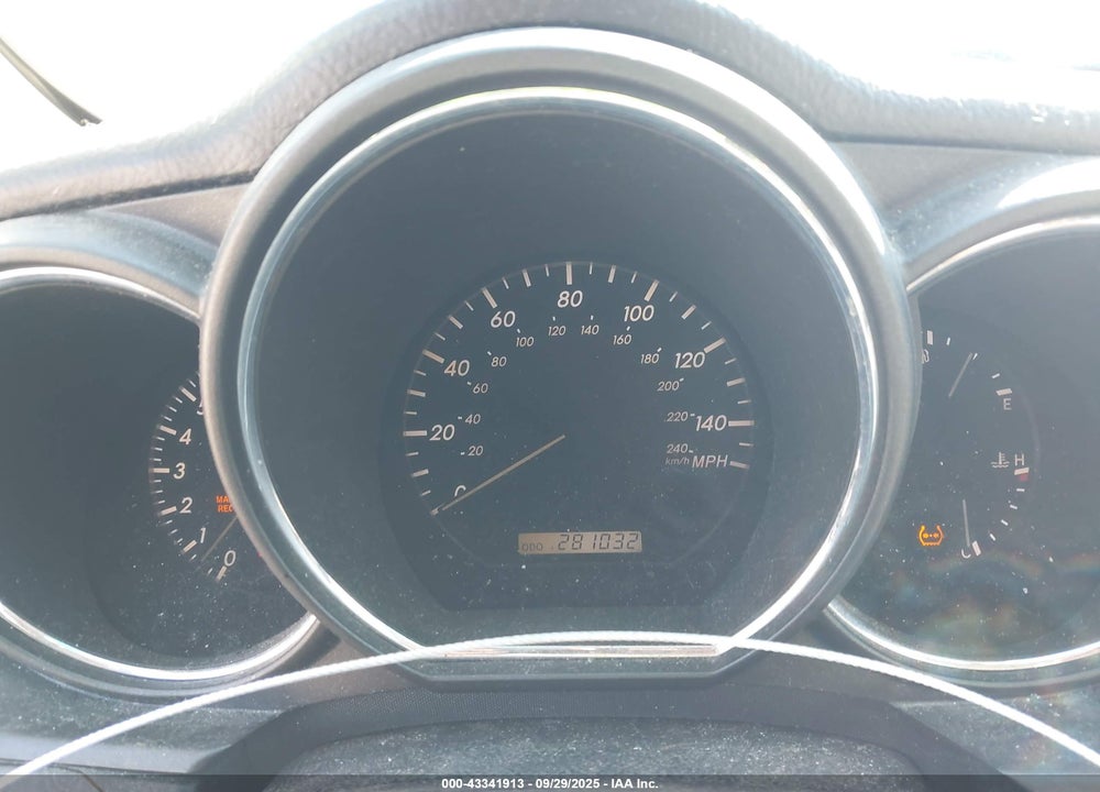 2004 LEXUS RX 330 VIN: JTJHA31UX40027891