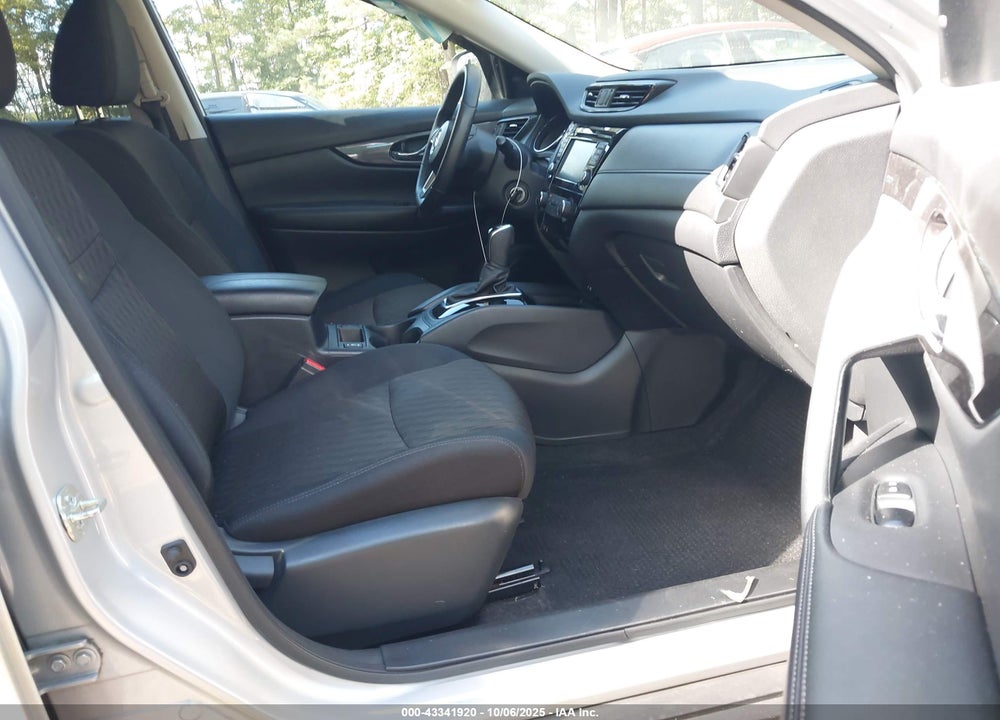 2020 NISSAN ROGUE S INTELLIGENT AWD VIN: 5N1AT2MV0LC731653