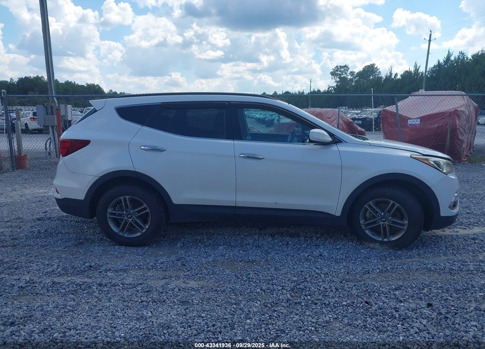 2017 HYUNDAI SANTA FE SPORT 2.4L VIN: 5NMZUDLBXHH027377