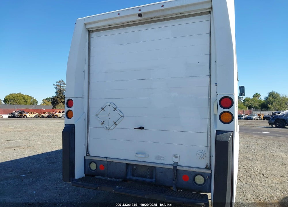 2015 ISUZU COMMERCIAL VAN VIN: JALB4T17XF7W00095