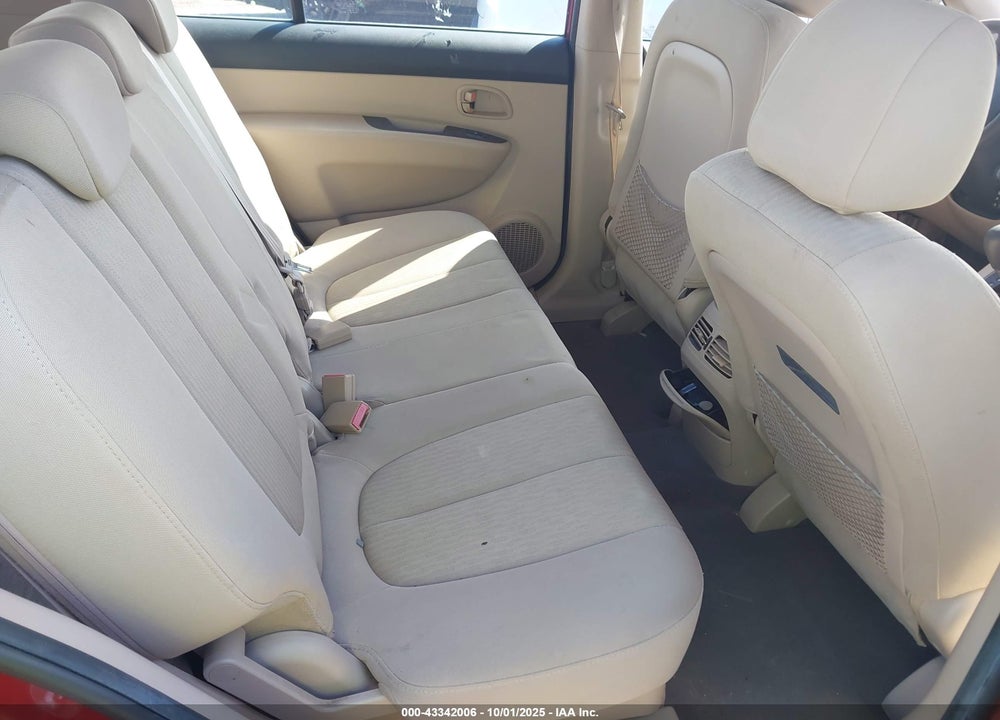 2008 KIA RONDO VIN: KNAFG526487144557