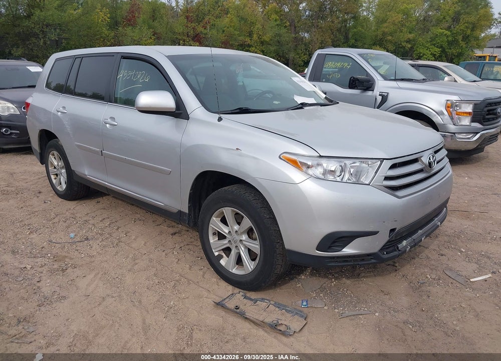 2012 TOYOTA HIGHLANDER BASE V6 VIN: 5TDBK3EH7CS119605