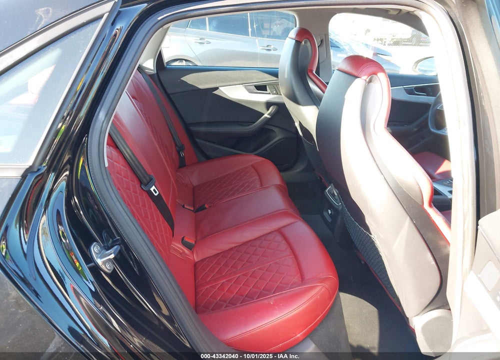 2017 AUDI A4 2.0T PREMIUM VIN: WAUGNAF40HN059044