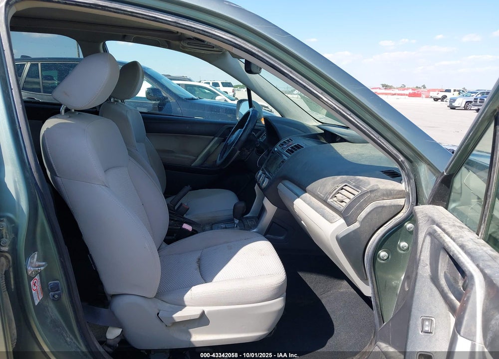 2016 SUBARU FORESTER 2.5I PREMIUM VIN: JF2SJAFC1GH428282