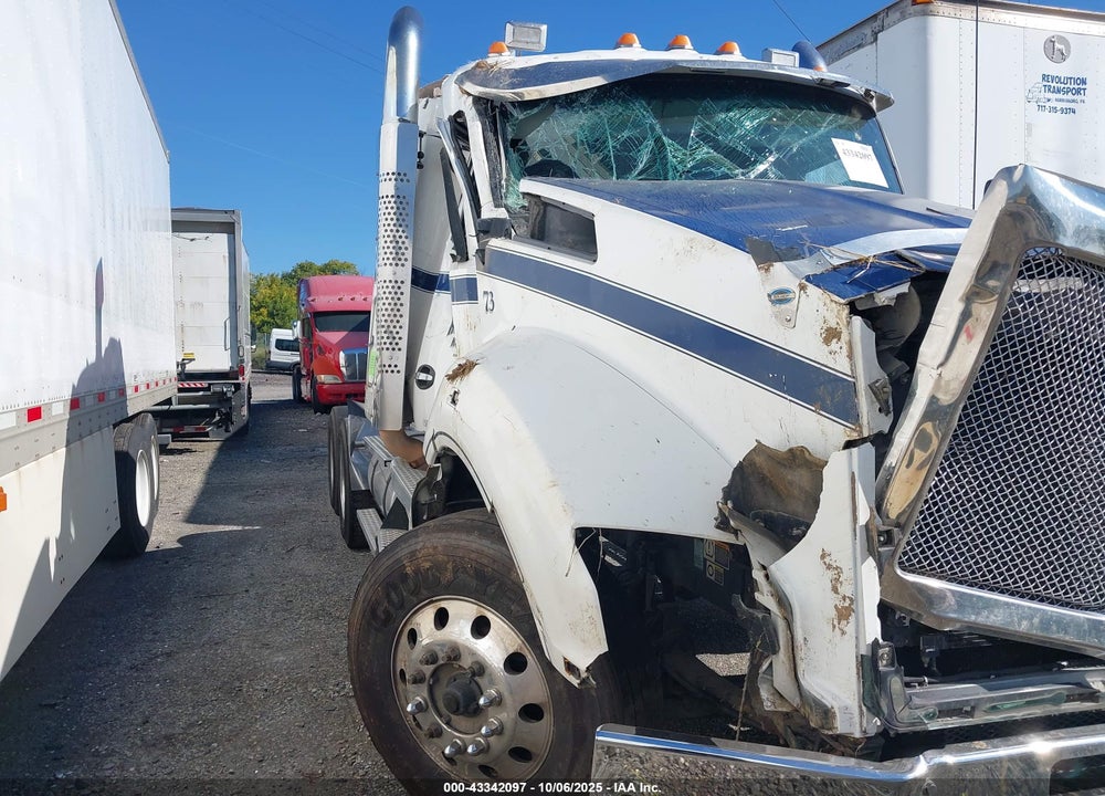 2022 KENWORTH T880 VIN: 1XKZD40X7NJ481581