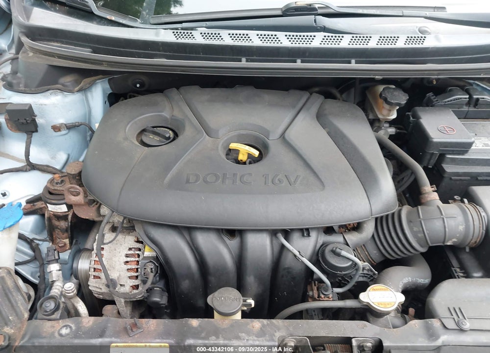 2012 HYUNDAI ELANTRA VIN: KMHDH4AE8CU173530