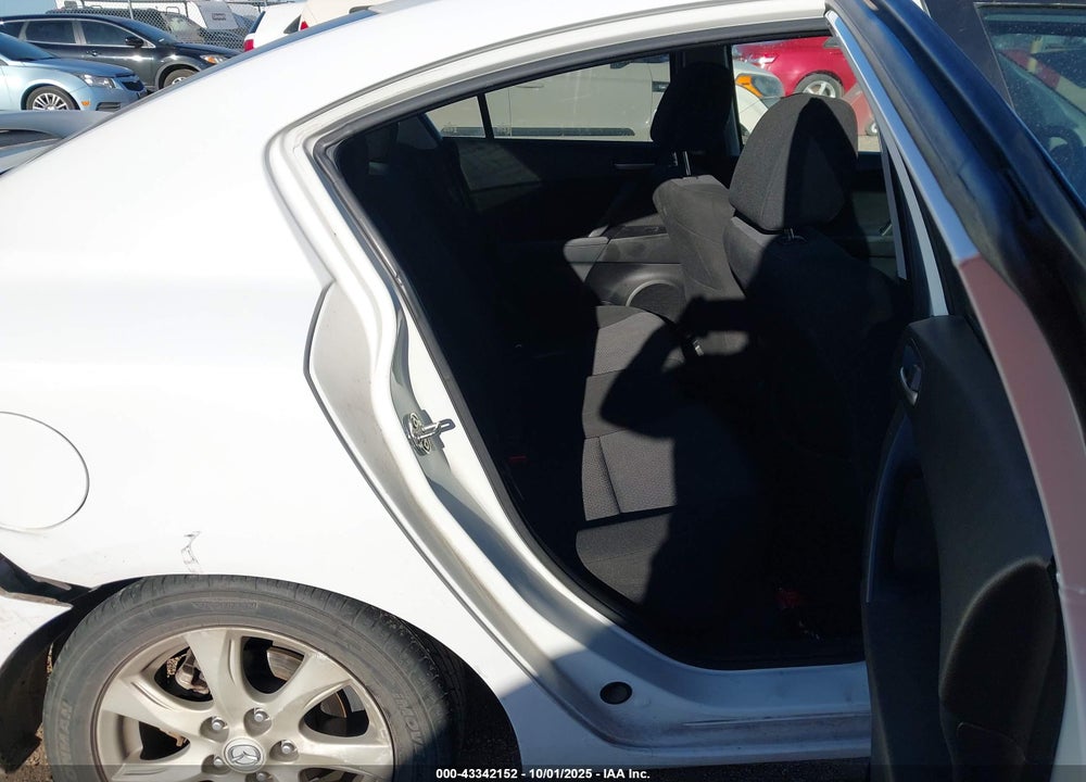 2010 MAZDA 3 VIN: JM1BL1SG7A1164650