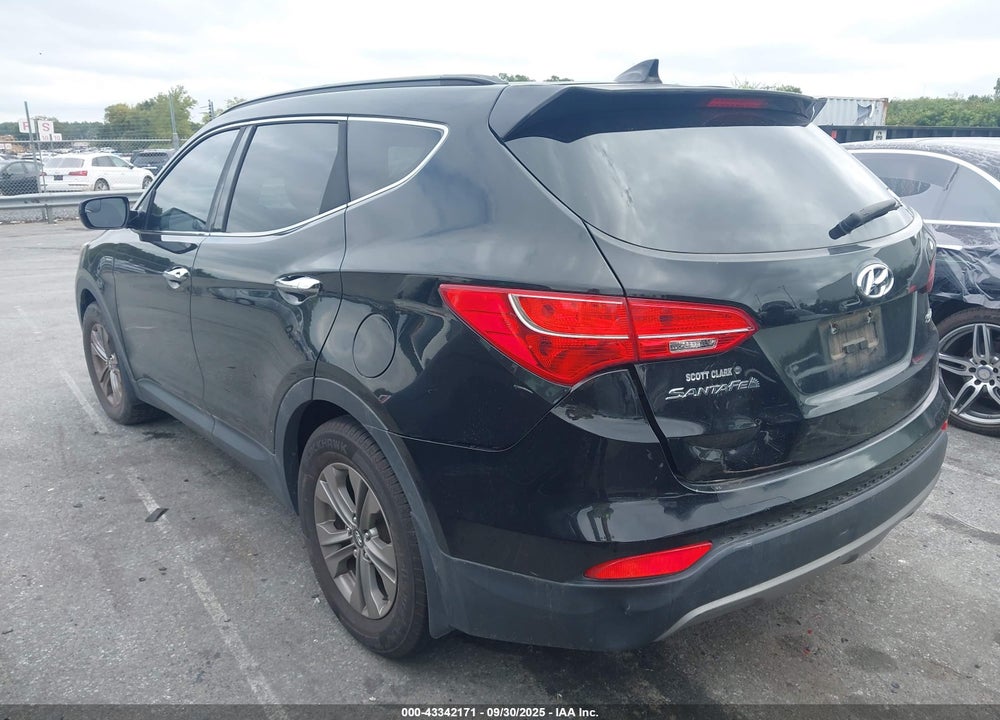 2016 HYUNDAI SANTA FE SPORT 2.4L VIN: 5XYZU3LB0GG319770