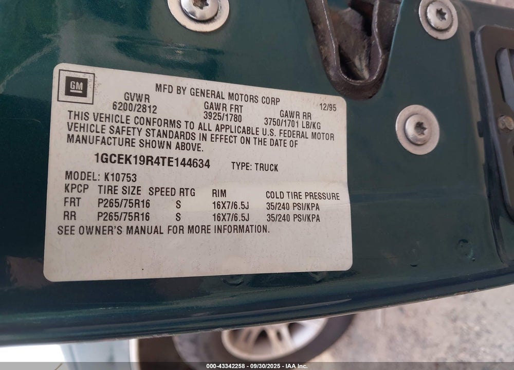 1996 CHEVROLET GMT-400 K1500 VIN: 1GCEK19R4TE144634